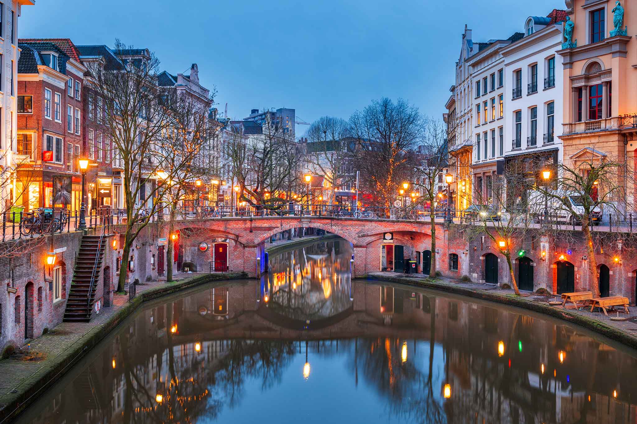 Students near Utrecht Central and Janskerkhof looking for flexible work